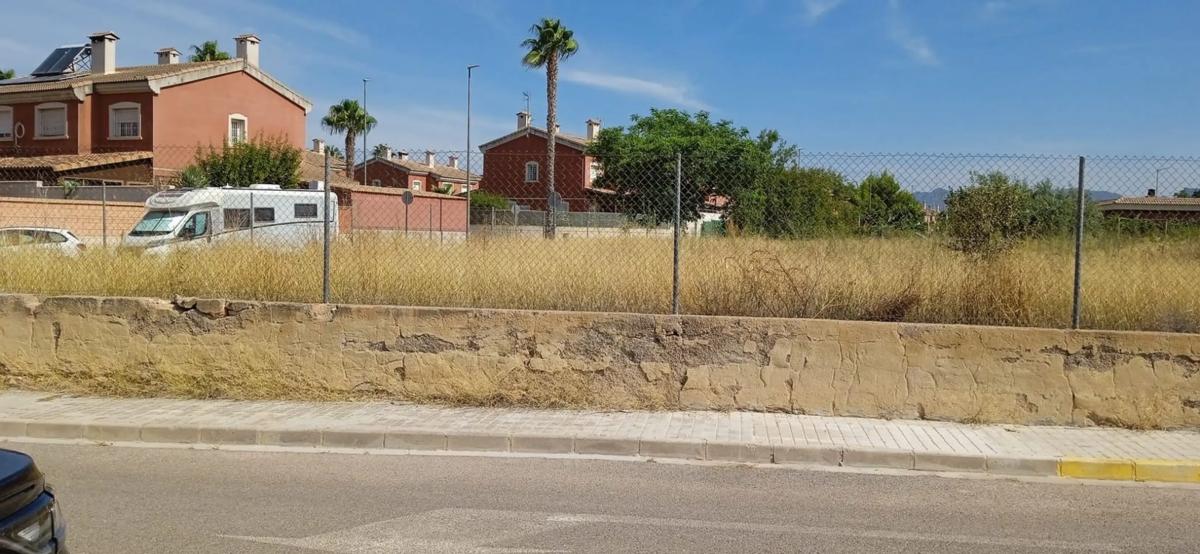 Terreno en venta en La Pobla de Vallbona, Valencia photo 5