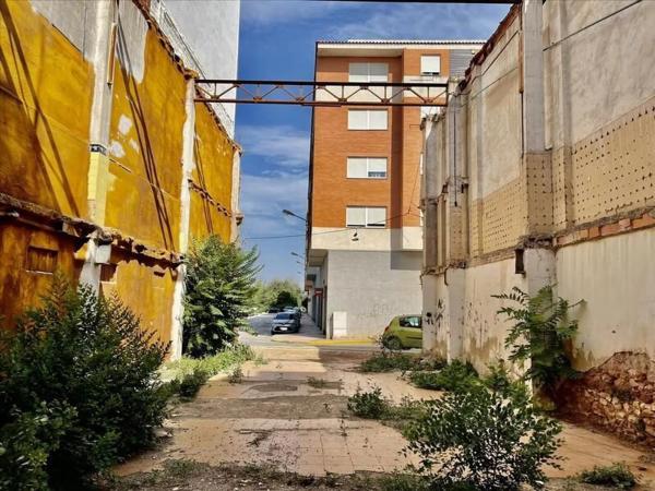 Terreno en calle la Bàscula, 6 thumbnail 1