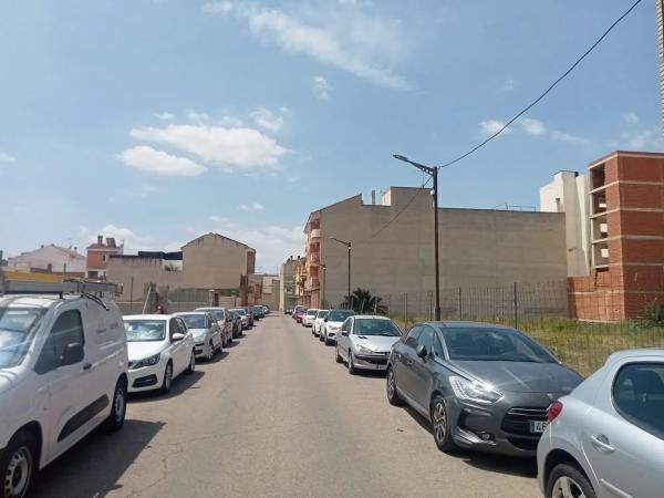 Terreno en calle de José Quirós, 15 thumbnail 1