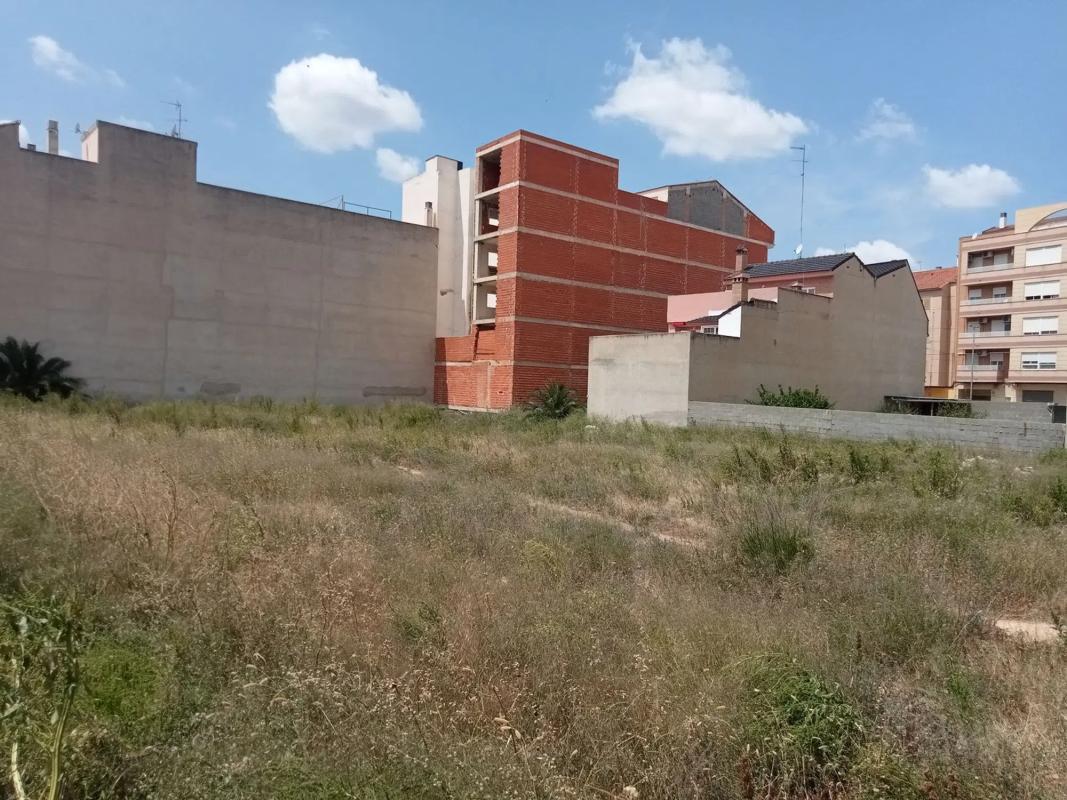 Terreno en venta en La Pobla de Vallbona, Valencia photo 4