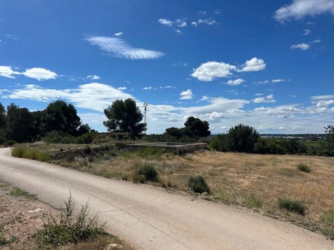 Terreno en venta en Bétera, Valencia photo 2