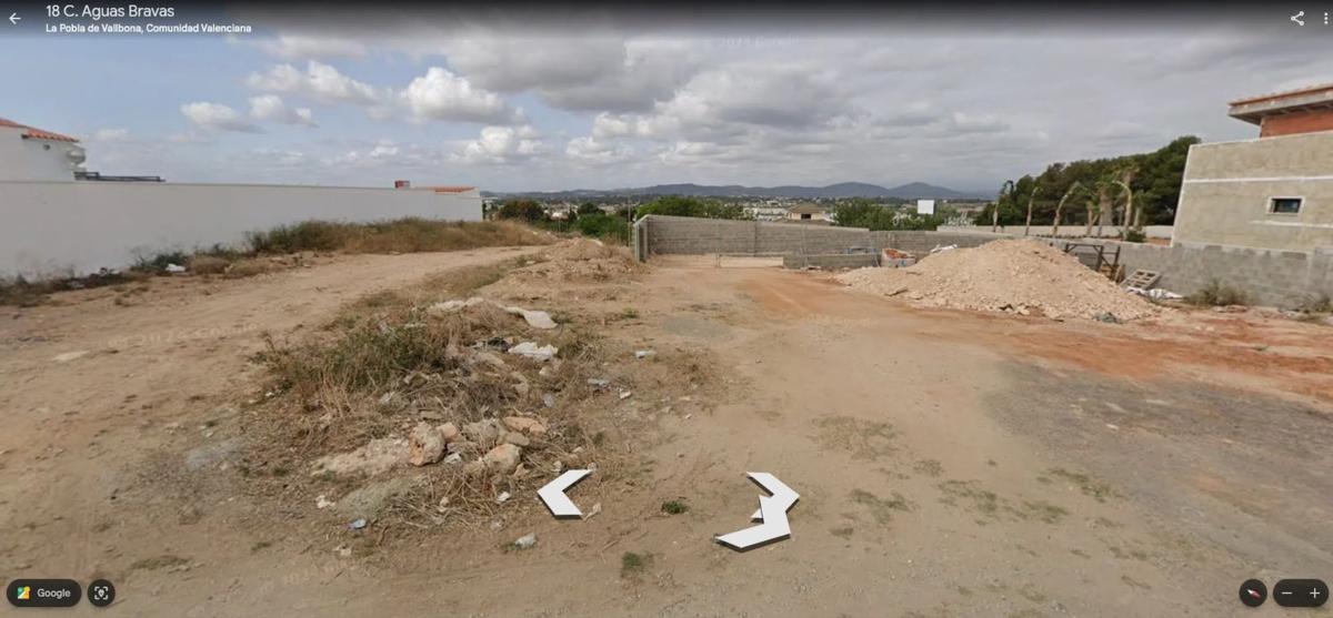 Terreno en venta en La Pobla de Vallbona, Valencia photo 3