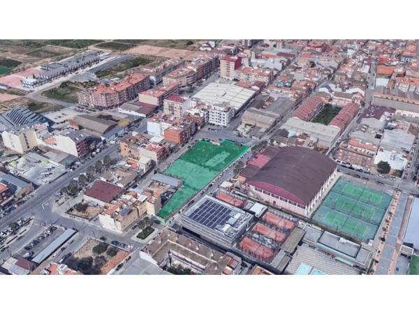Terreno en calle de València photo 4