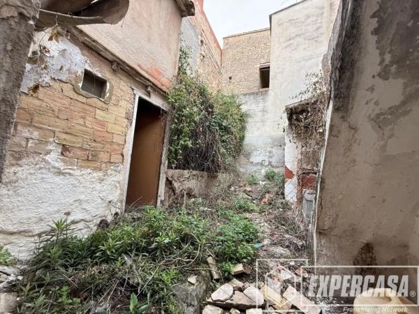 Terreno en calle Pich photo 1