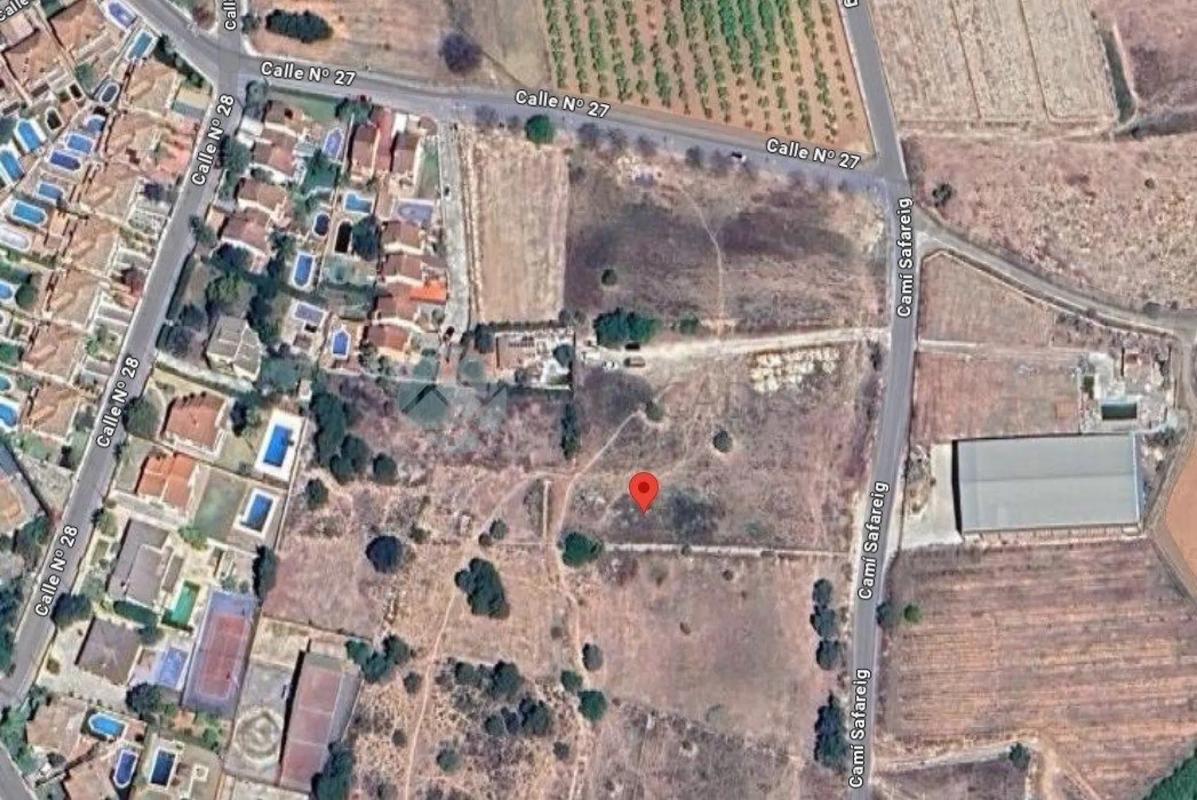 Land for sale in La Pobla de Vallbona, Valencia photo 1