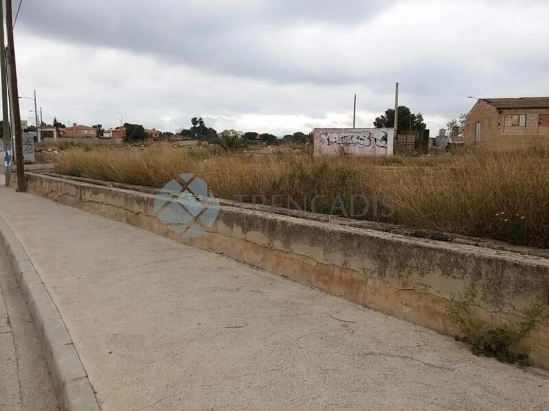 Land for sale in La Pobla de Vallbona, Valencia photo 4