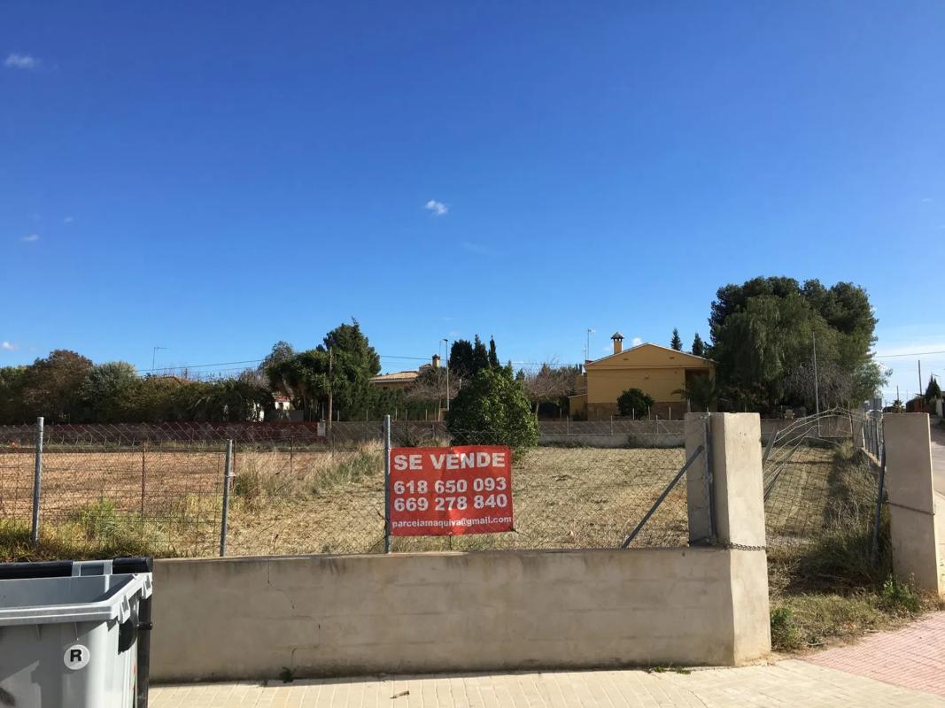 Land for sale in La Pobla de Vallbona, Valencia photo 4