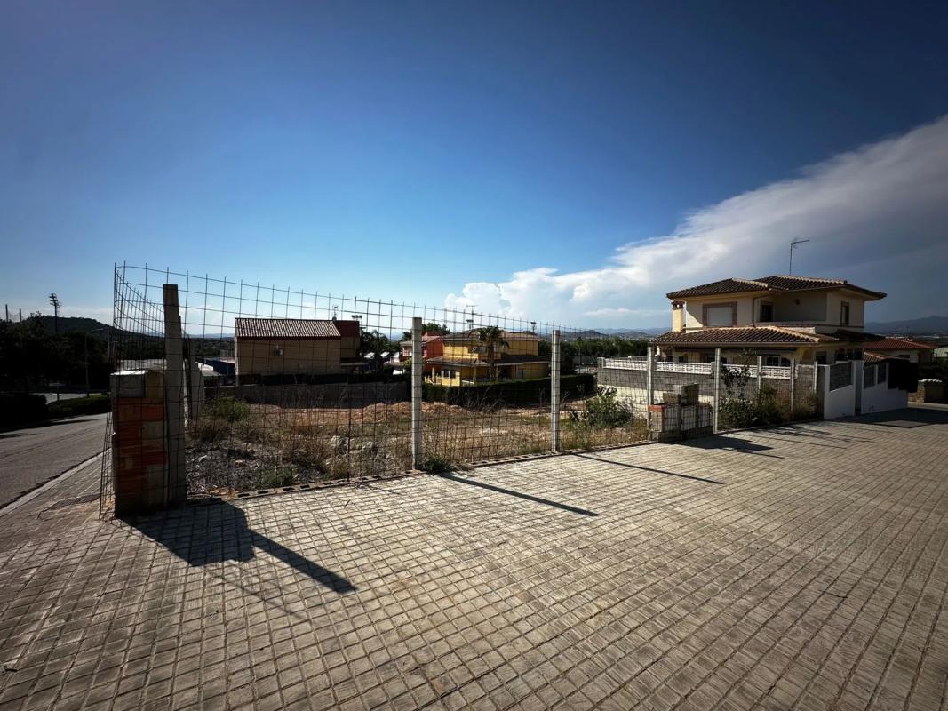 Terreno en venta en Riba-Roja de Túria, Valencia photo 3