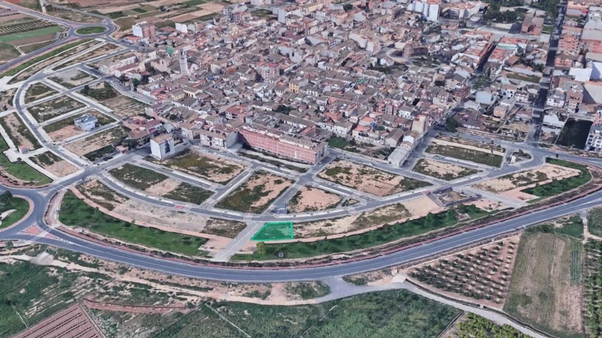 Land for sale in La Pobla de Vallbona, Valencia photo 2