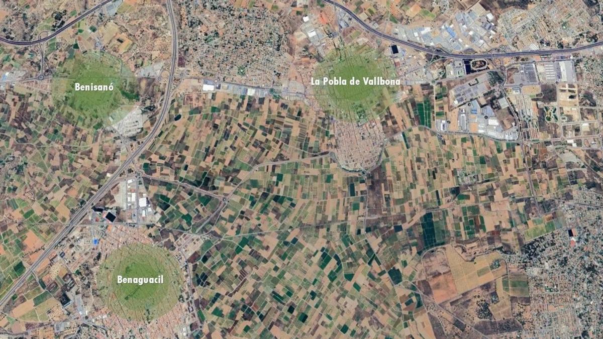Land for sale in La Pobla de Vallbona, Valencia photo 3