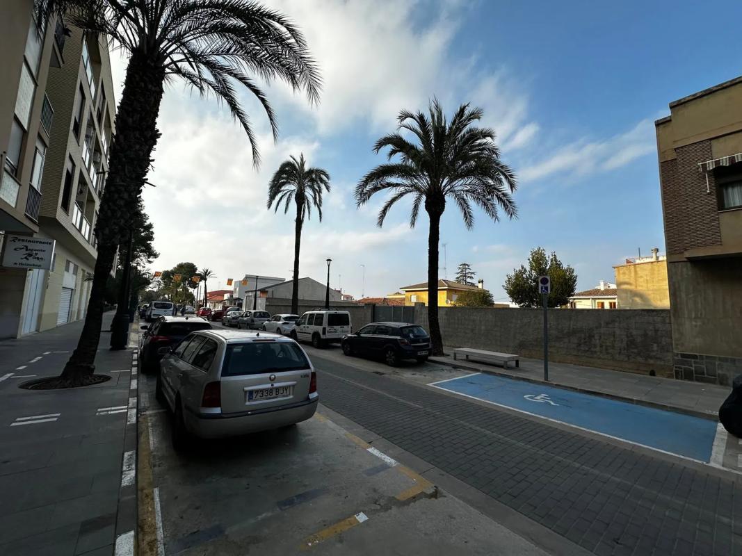Terreno en venta en Riba-Roja de Túria, Valencia photo 3