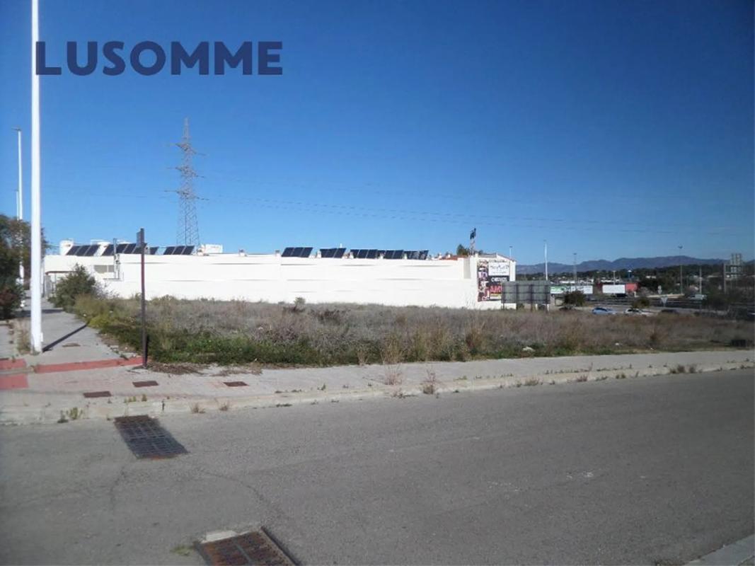 Terreno en venta en San Antonio de Benagéber, Valencia photo 4