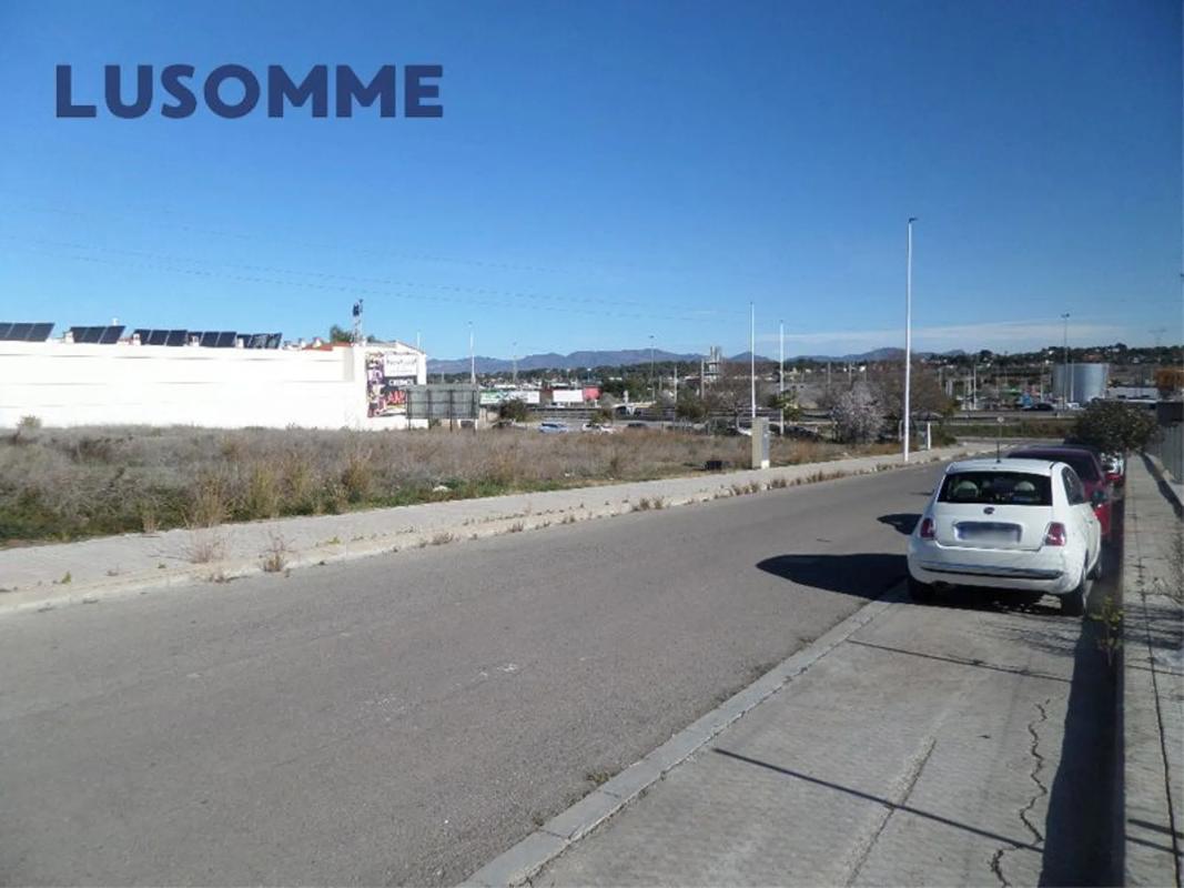 Terreno en venta en San Antonio de Benagéber, Valencia photo 5