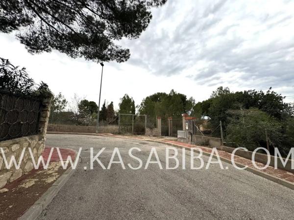 Terreno en calle Suiza photo 1