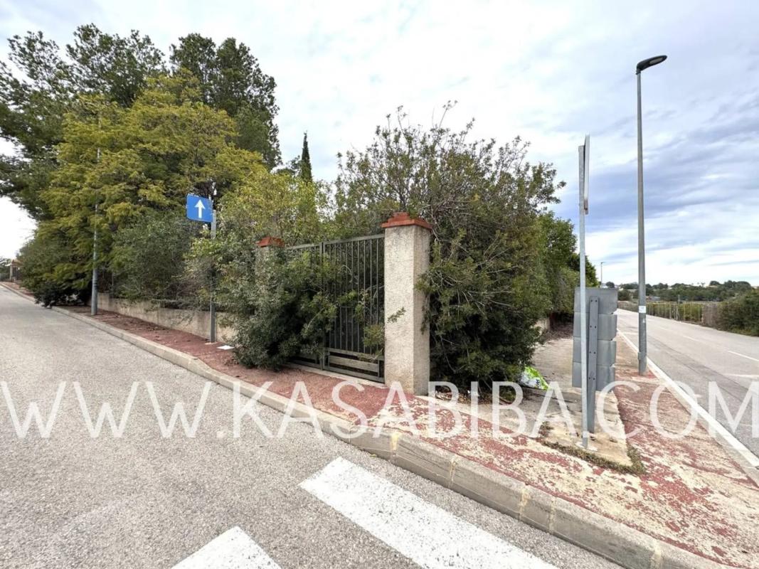 Terreno en venta en Bétera, Valencia photo 2