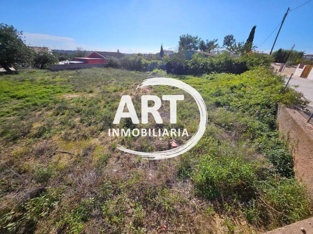 Land for sale in La Pobla de Vallbona, Valencia photo 2