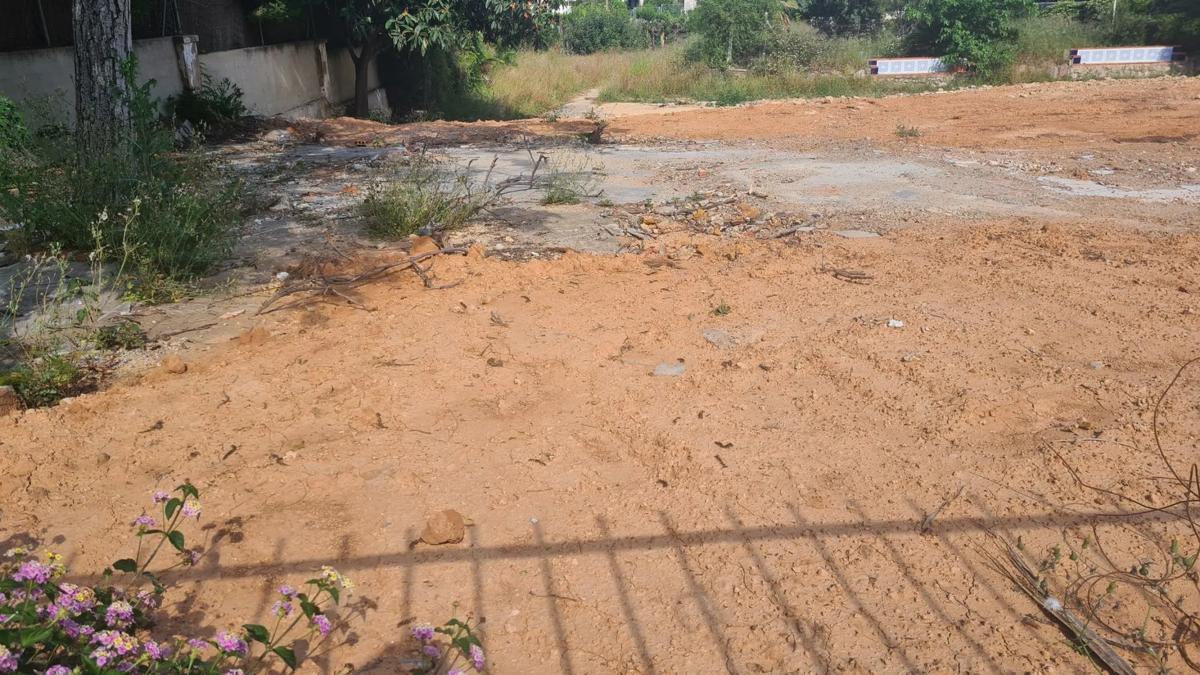 Terreno en venta en L'Eliana, Valencia photo 1