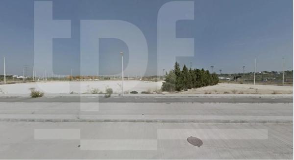 Terreno en via Sense Nom photo 2