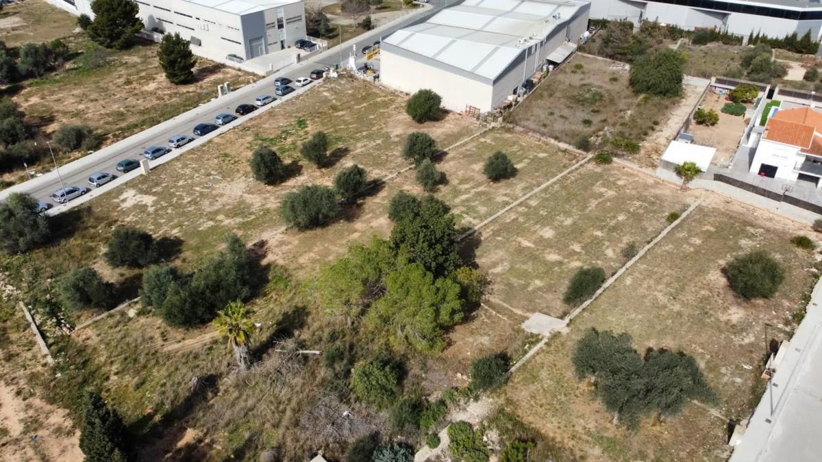 Terreno en venta en La Pobla de Vallbona, Valencia photo 4