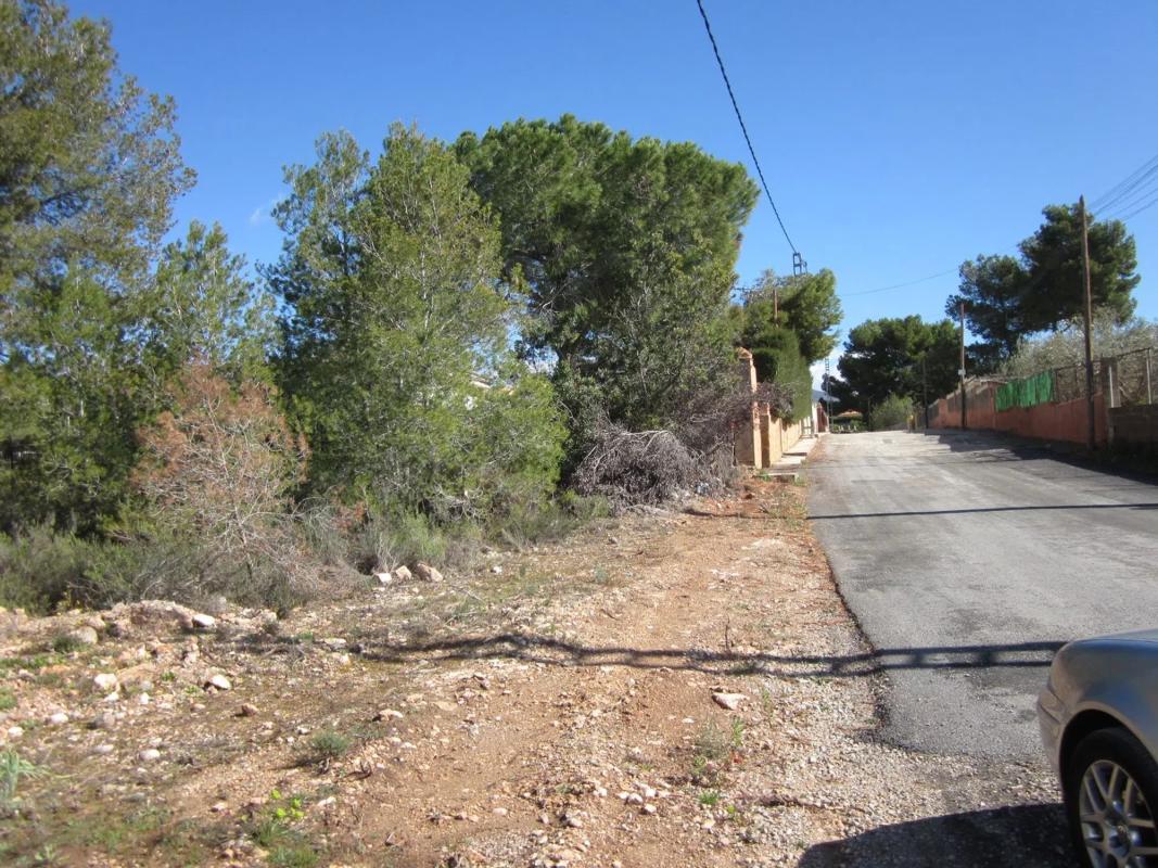 Terreno en venta en Olocau, Valencia photo 2