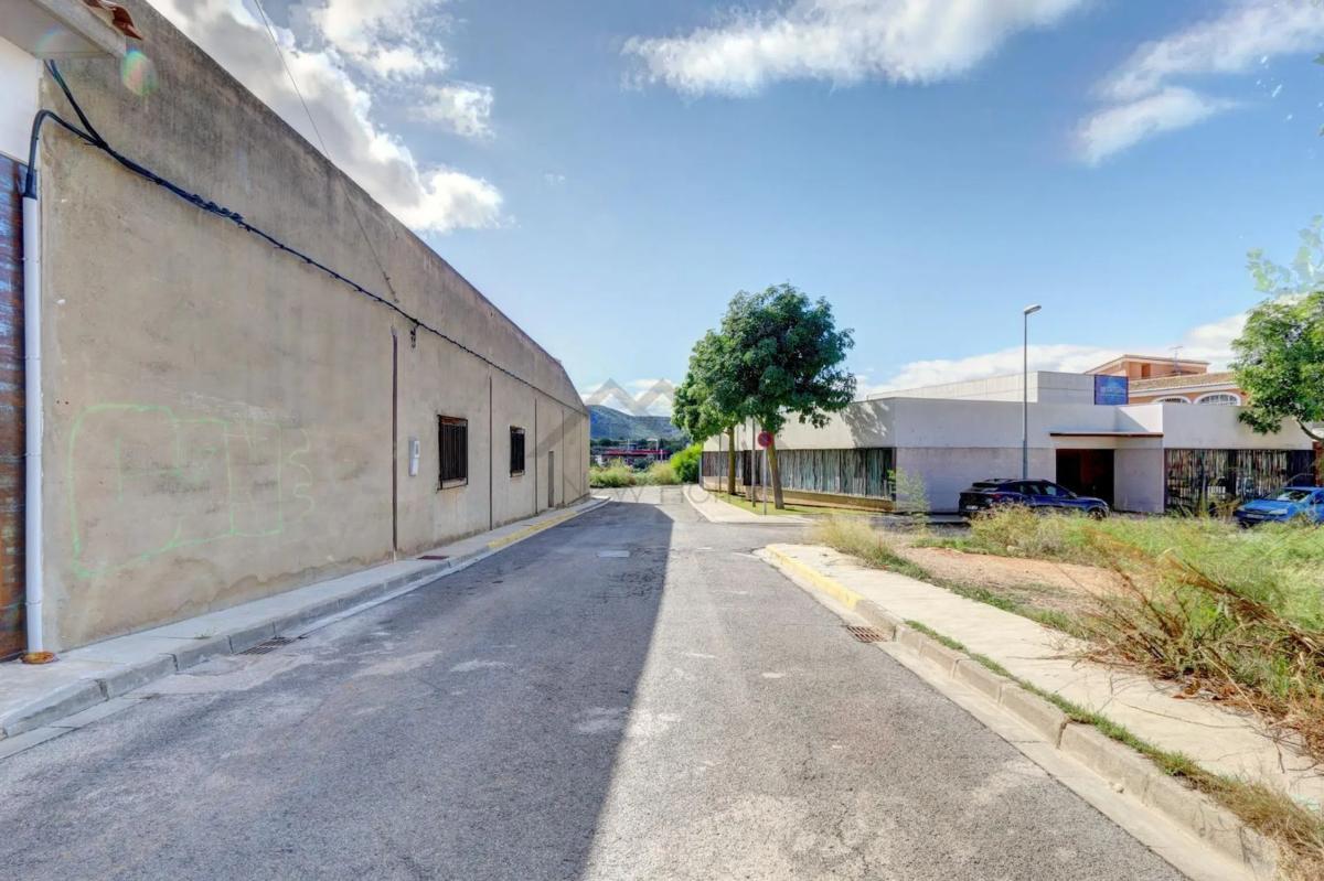 Terreno en venta en Vilamarxant, Valencia photo 2