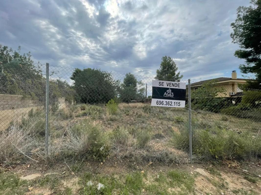 Terreno en venta en Llíria, Valencia photo 2