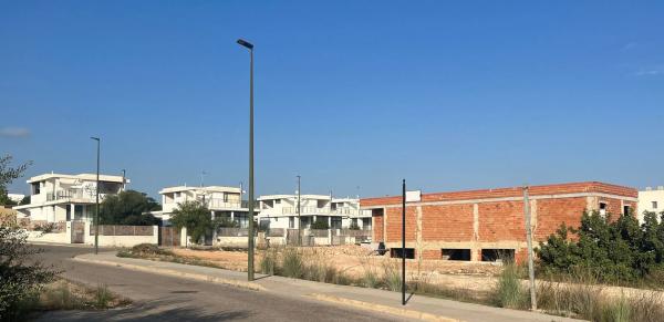 Terreno en avenida Italia, 74 thumbnail 1