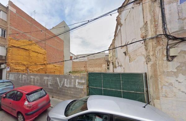 Terreno en calle la Tirana, 3 thumbnail 2