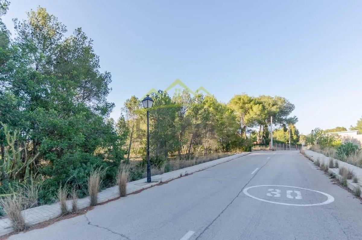 Terreno en venta en Olocau, Valencia photo 1