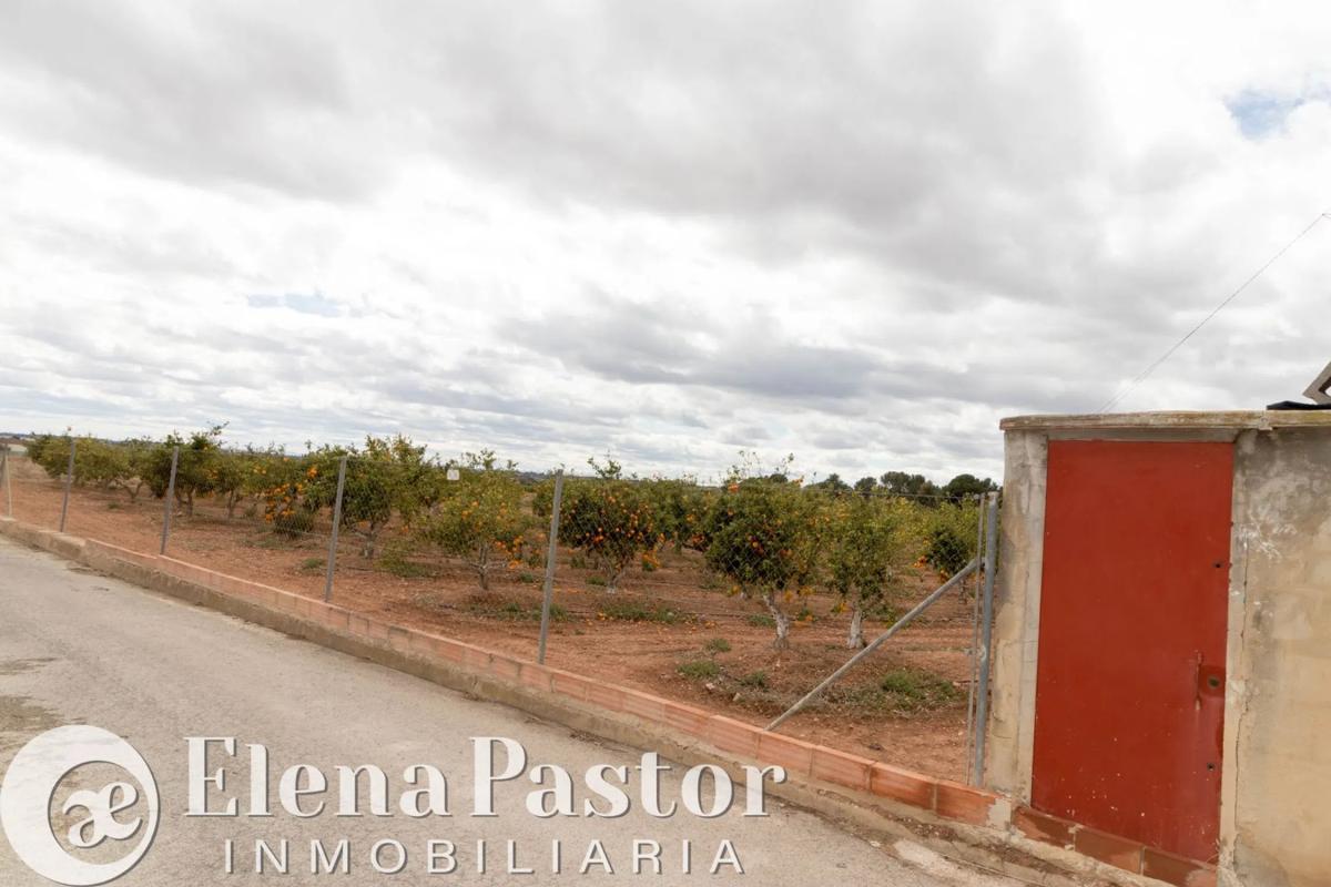 Terreno en venta en Bétera, Valencia photo 1