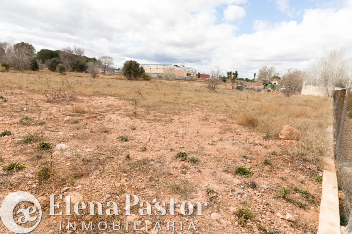 Terreno en venta en Bétera, Valencia photo 2