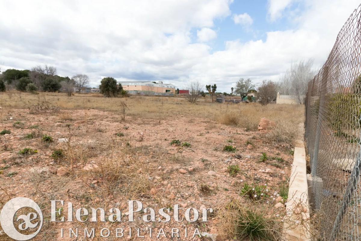 Terreno en venta en Bétera, Valencia photo 3