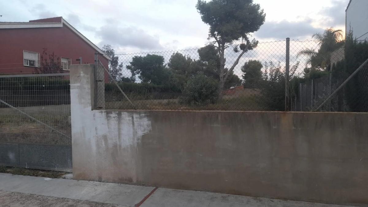 Terreno en venta en Riba-Roja de Túria, Valencia photo 1