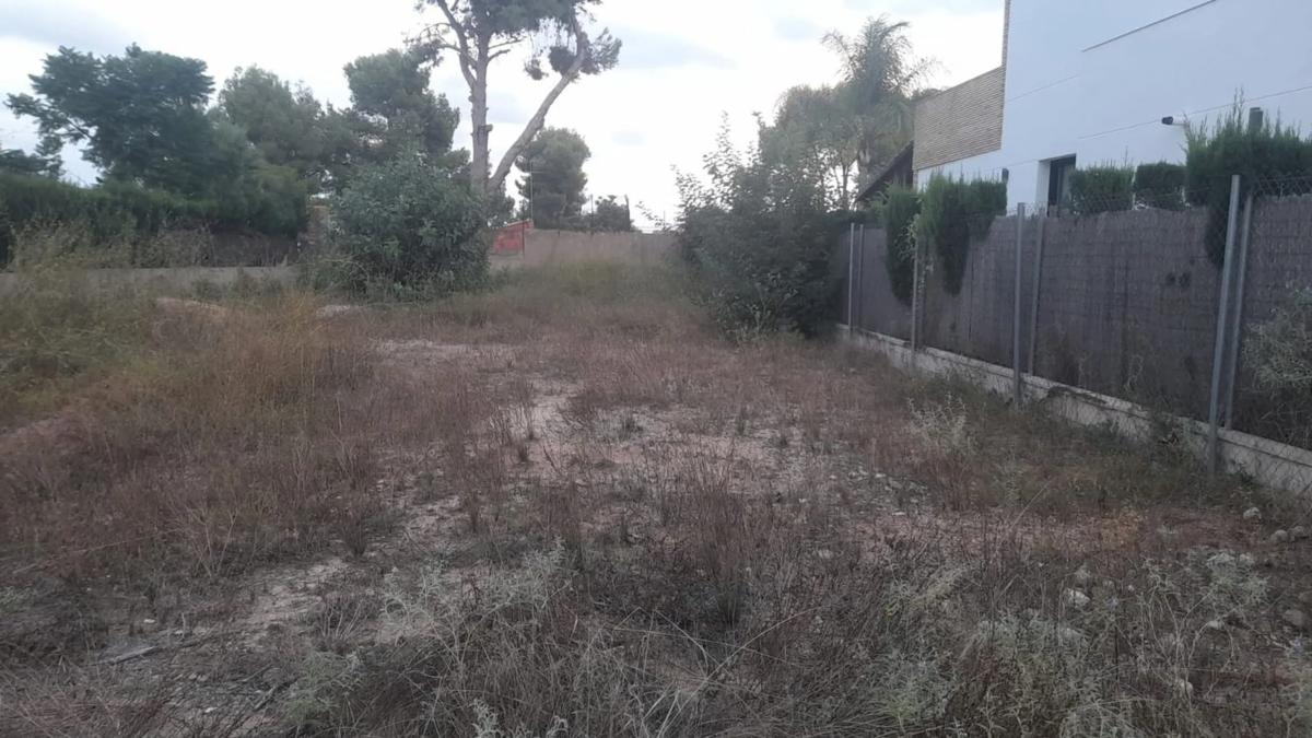 Terreno en venta en Riba-Roja de Túria, Valencia photo 2