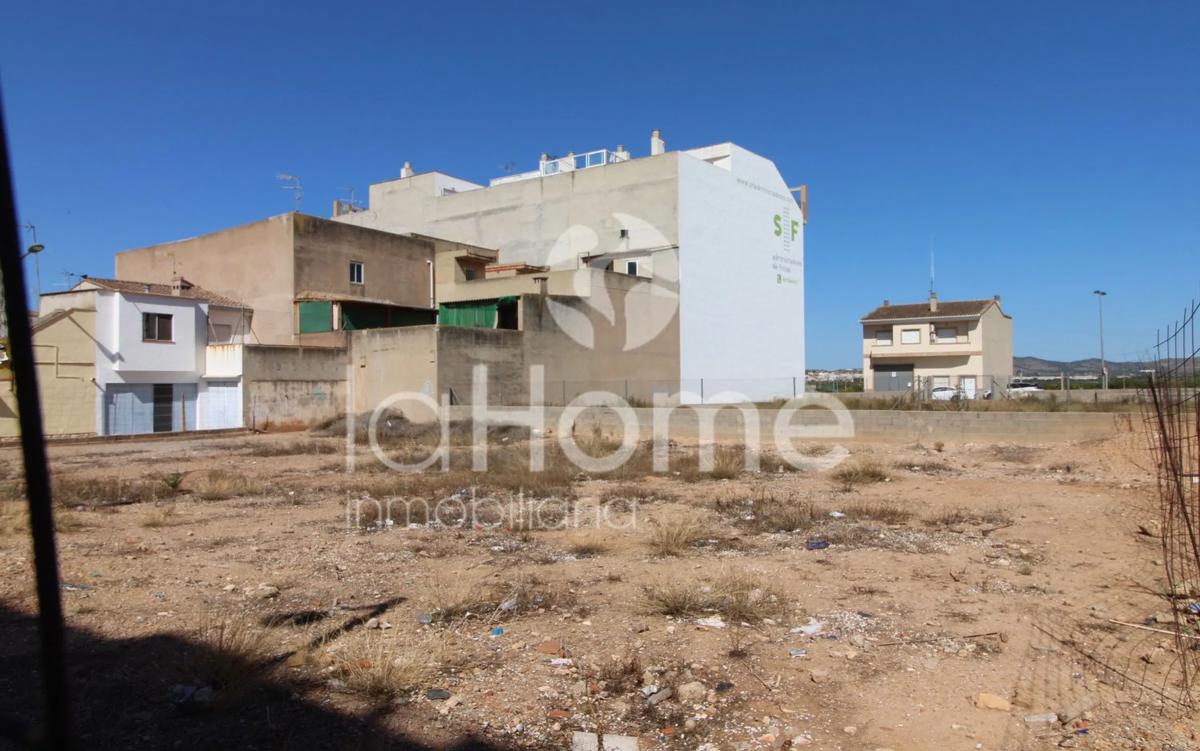 Land for sale in La Pobla de Vallbona, Valencia photo 5