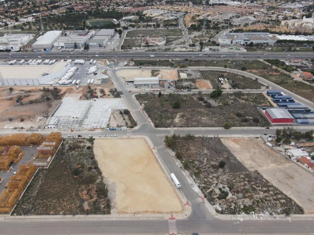 Terreno en venta en San Antonio de Benagéber, Valencia photo 4