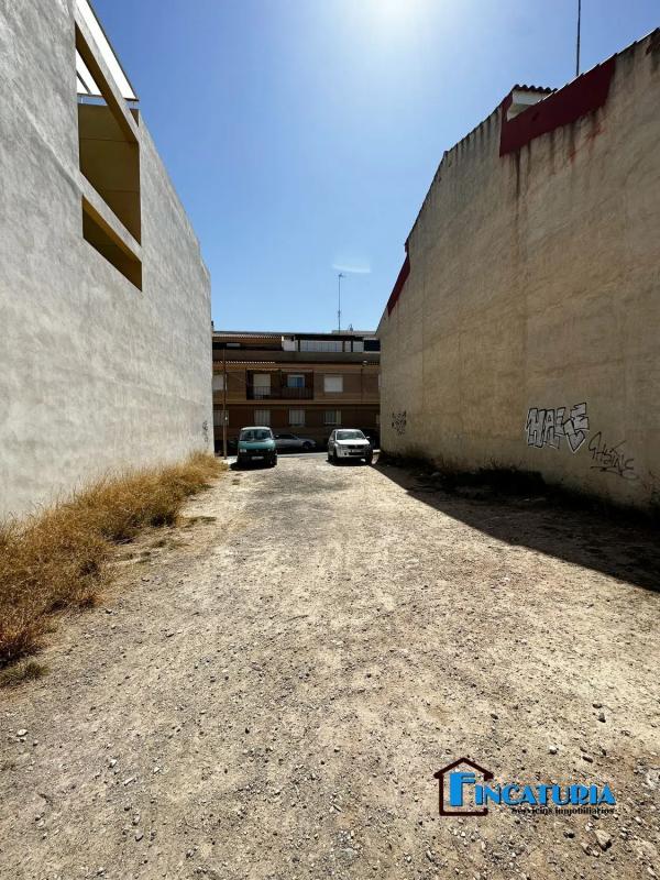 Terreno en venta en Riba-Roja de Túria, Valencia photo 2