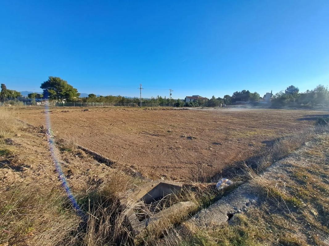 Terreno en venta en Riba-Roja de Túria, Valencia photo 4