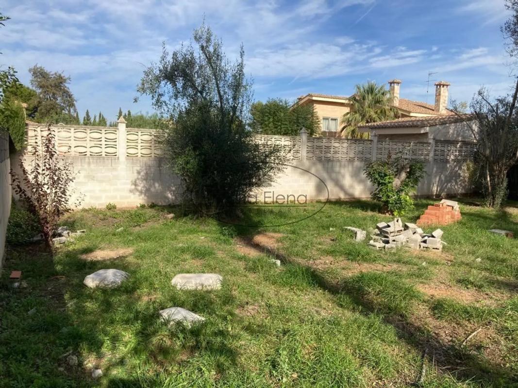 Terreno en venta en L'Eliana, Valencia photo 2