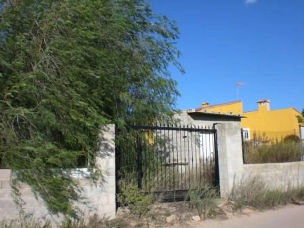 Land for sale in La Pobla de Vallbona, Valencia photo 1