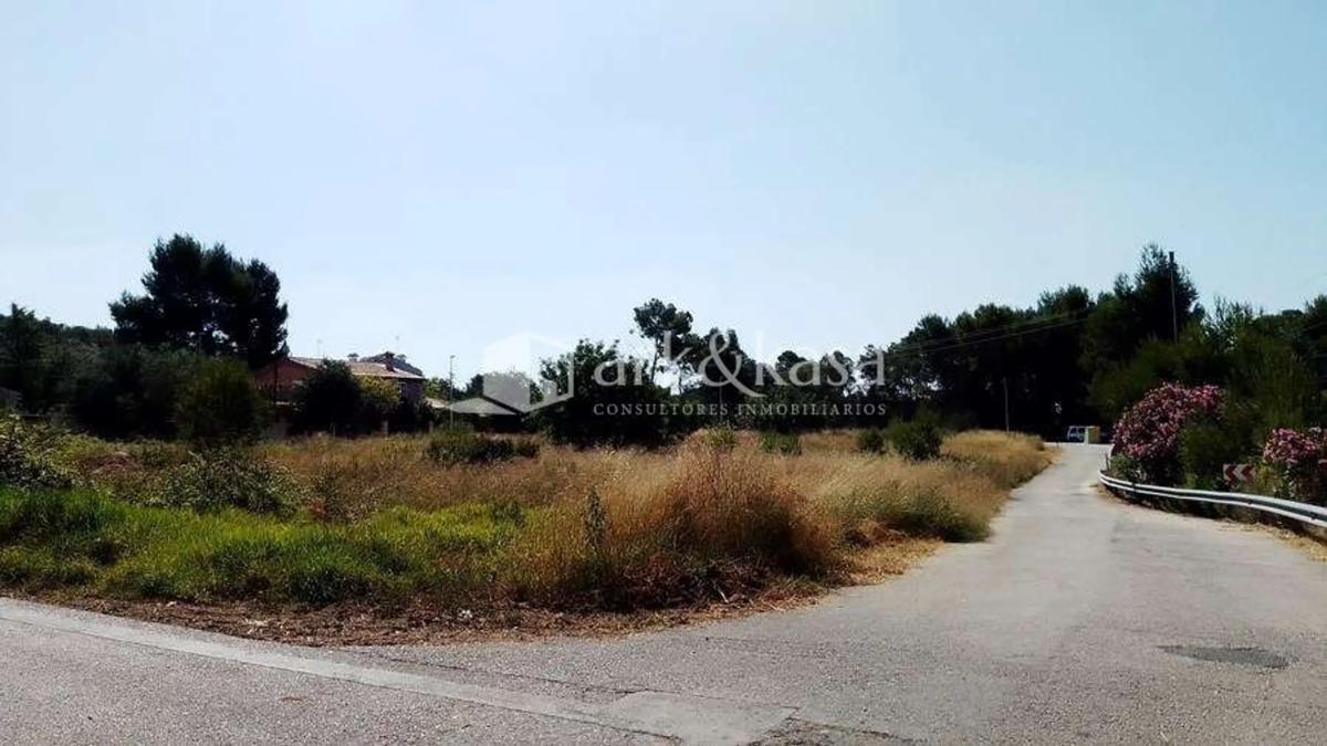 Terreno en venta en Riba-Roja de Túria, Valencia photo 2