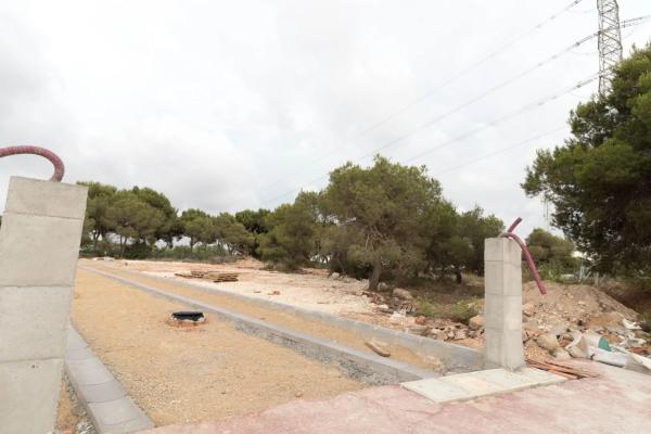 Terreno en Torre en Conill-Cumbres de San Antonio thumbnail 2