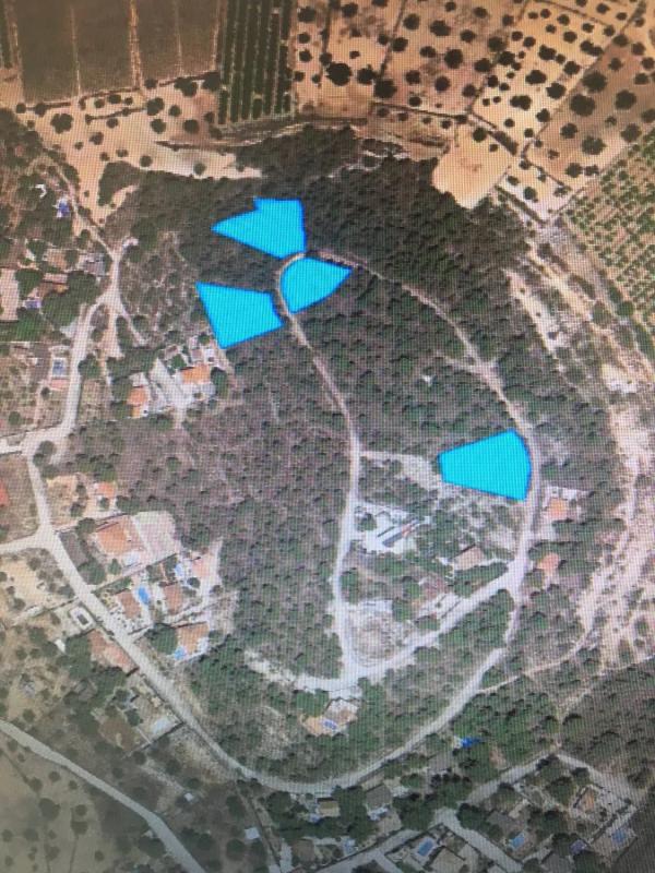 Terreno en venta en Olocau, Valencia photo 1