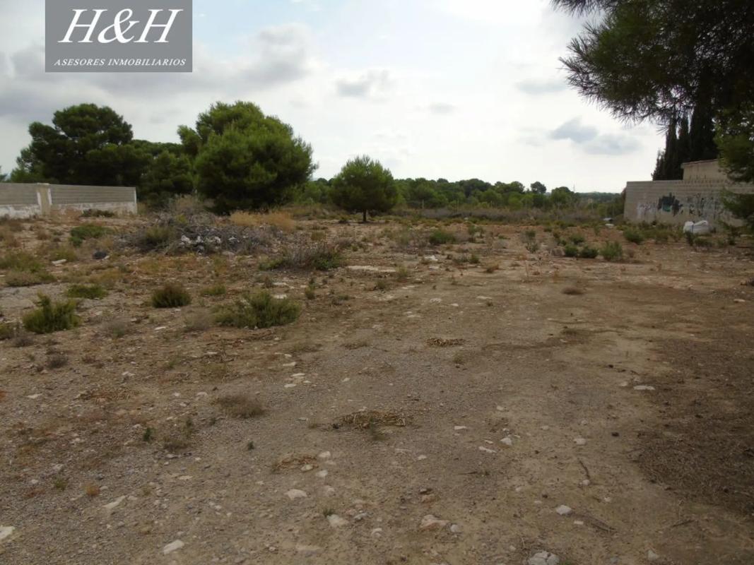 Terreno en venta en Bétera, Valencia photo 1
