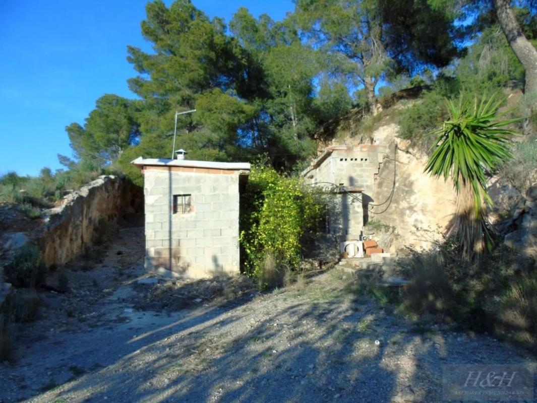 Terreno en venta en Olocau, Valencia photo 5