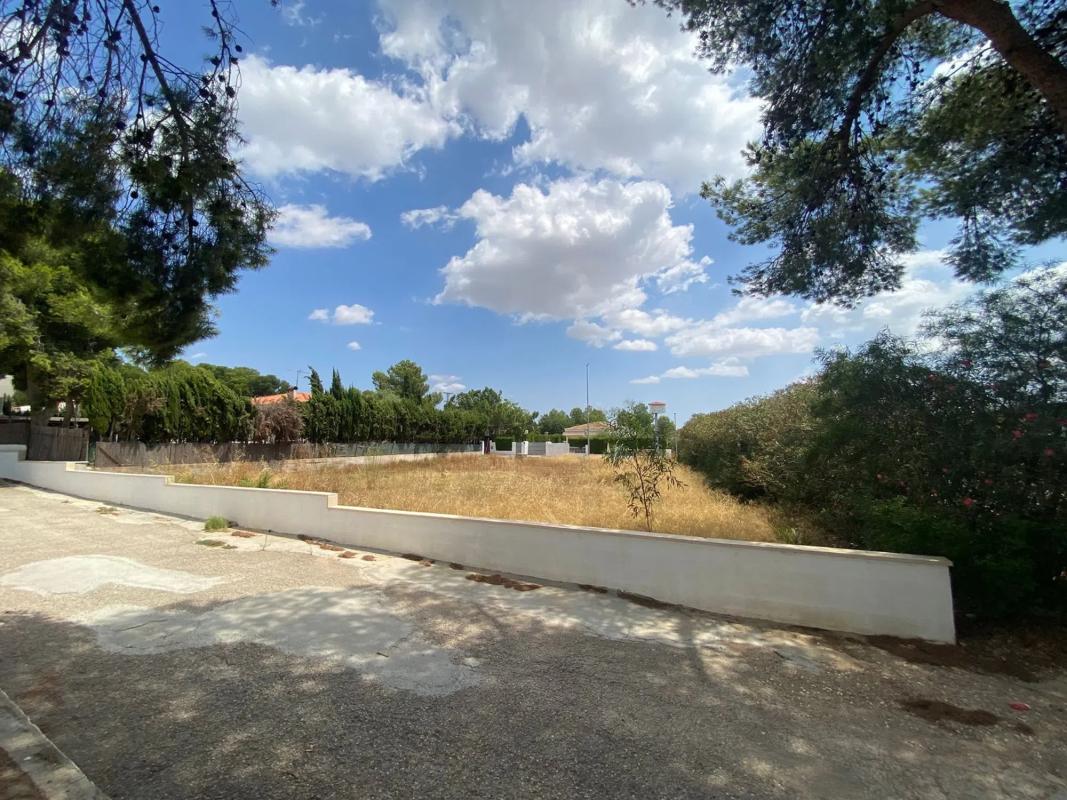 Land for sale in Chiva, Valencia photo 1