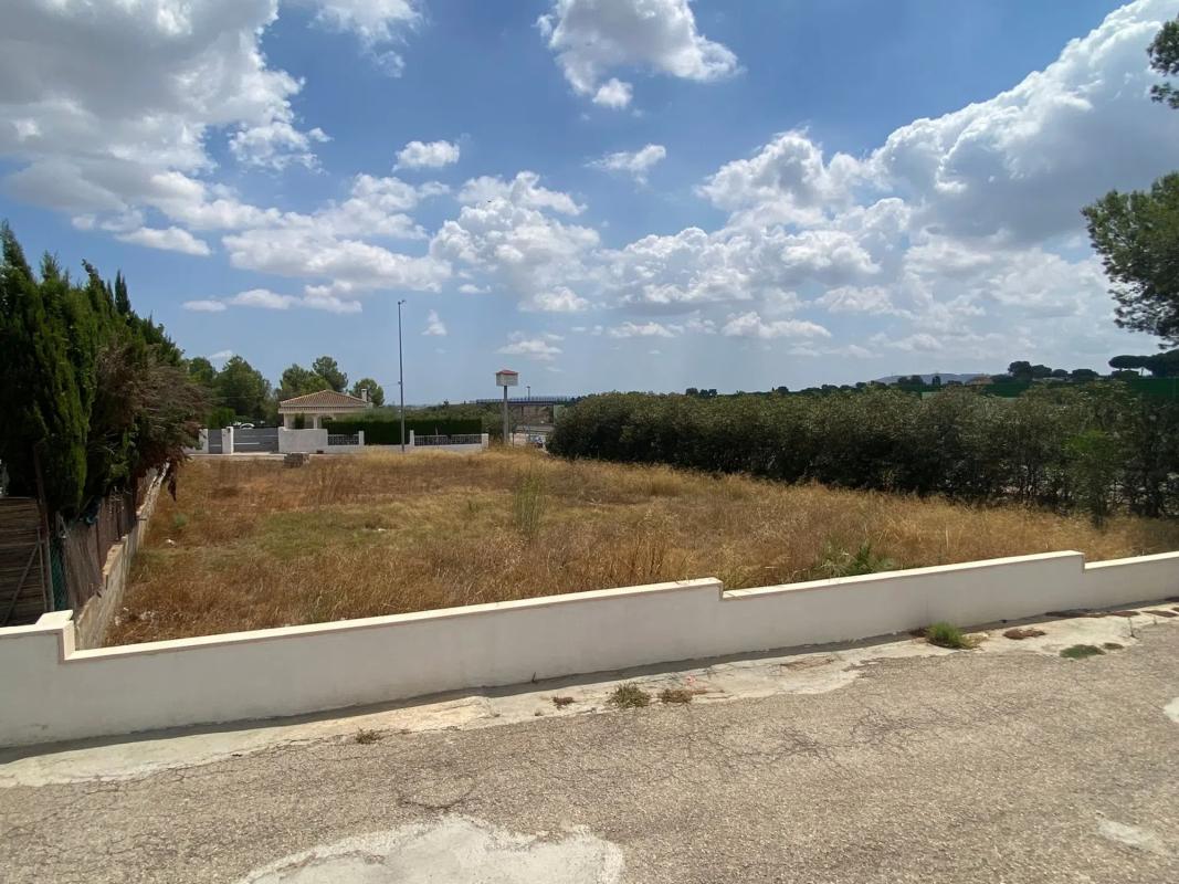 Land for sale in Chiva, Valencia photo 2