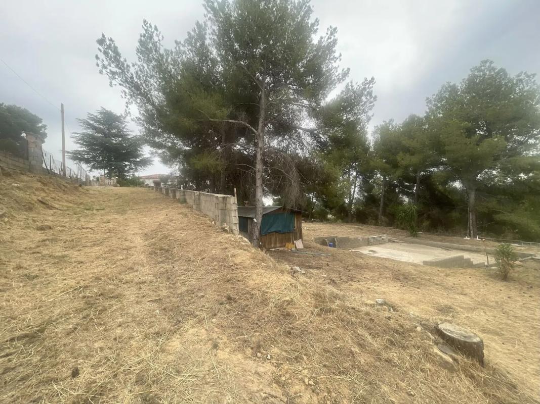 Terreno en venta en Chiva, Valencia photo 2