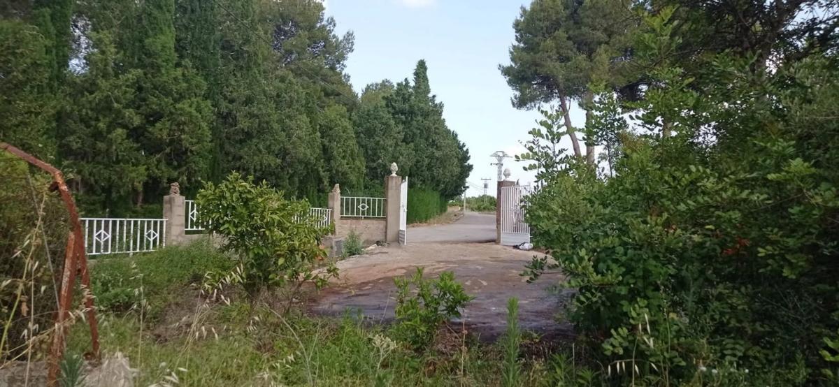 Terreno en venta en Godelleta, Valencia photo 2