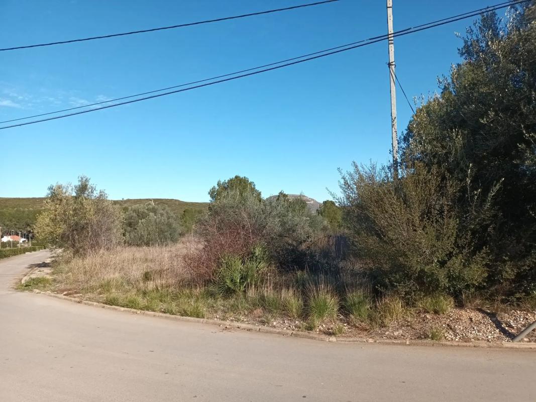 Terreno en venta en Macastre, Valencia photo 3